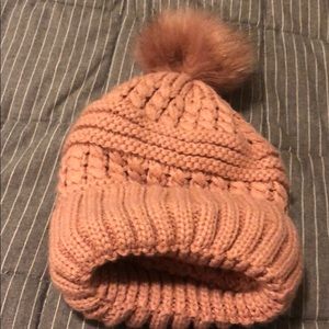 Pom Pom beanie